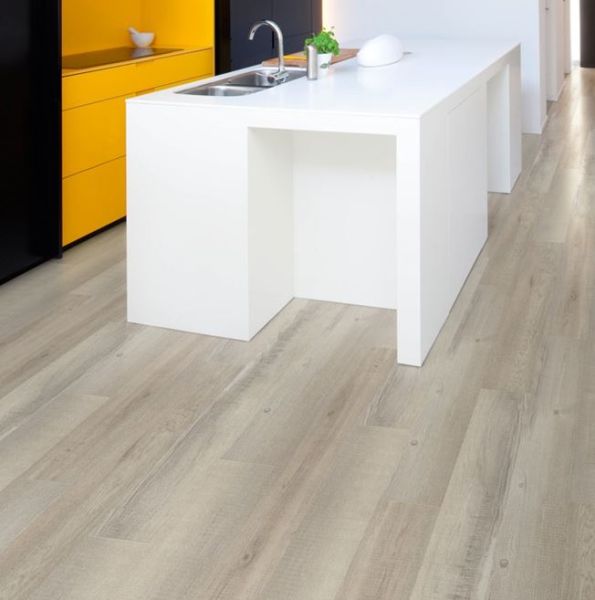 Polyflor Camaro Loc 3462 Devonshire Oak Click Vinyl Flooring at £69.82