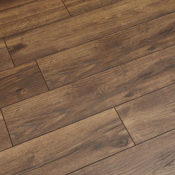 Villa Petterson Oak 12mm Laminate Flooring at £33.53
