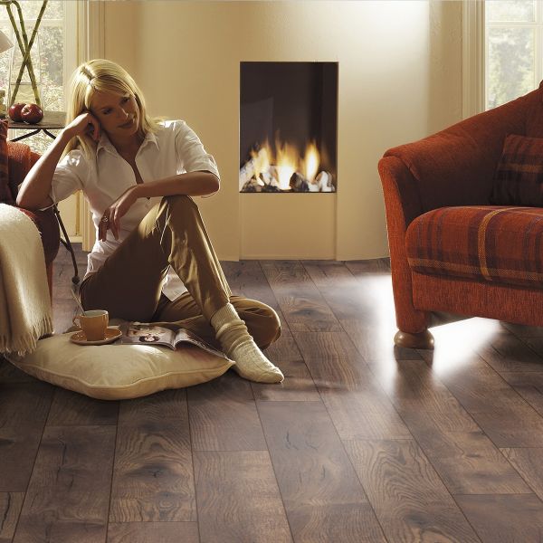 Villa Petterson Oak 12mm Laminate Flooring at £33.53