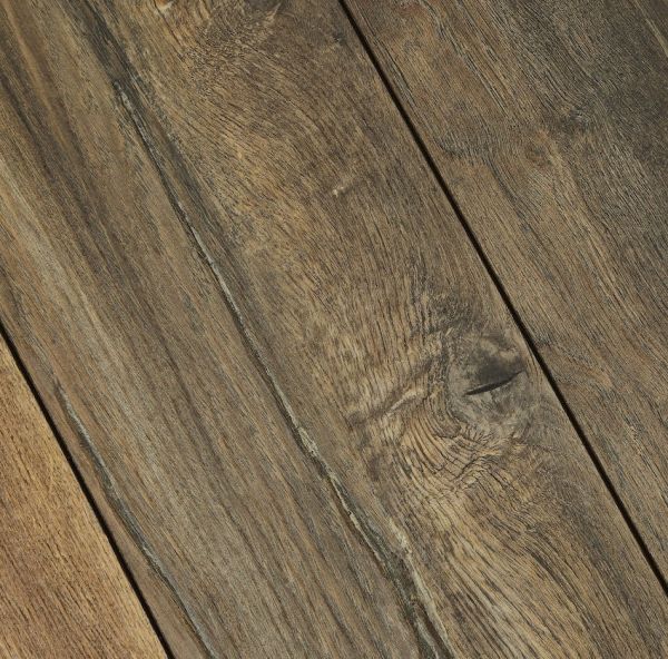 Villa Harbour Oak Natural 12mm Laminate Flooring